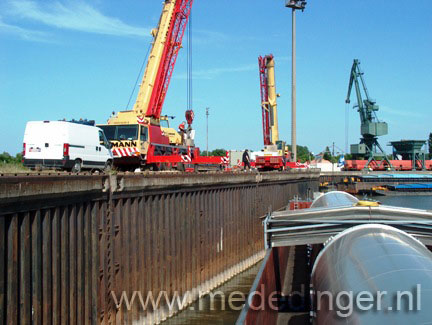 Mededinger vervoerde silo`s van Genk (B) naar Godorf (D)